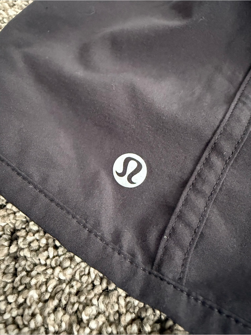 Lululemon Tracker Short V Women's Size 12 - Black 4” - Picture 4 of 16